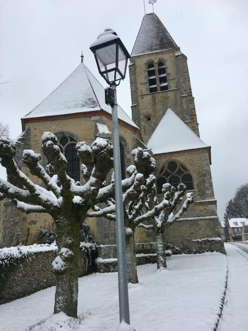 Gite D'Etape Du Tilleul, 4-8 Personnes La Celle-les-Bordes Kültér fotó